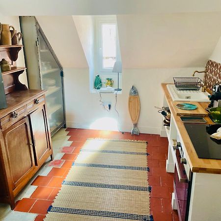 "Coco" Coquet Petit Loft Au Calme En Centre Ville De Сет Екстериор снимка